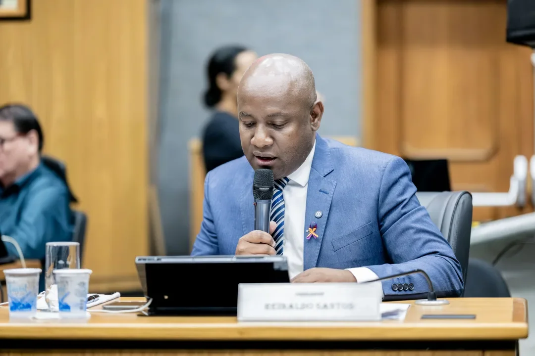 Reinaldo Santos solicita informações sobre expansão da Telemedicina em Cajamar Requerimento visa esclarecer detalhes sobre o programa Tele APS e sua ampliação na rede municipal de saúde.