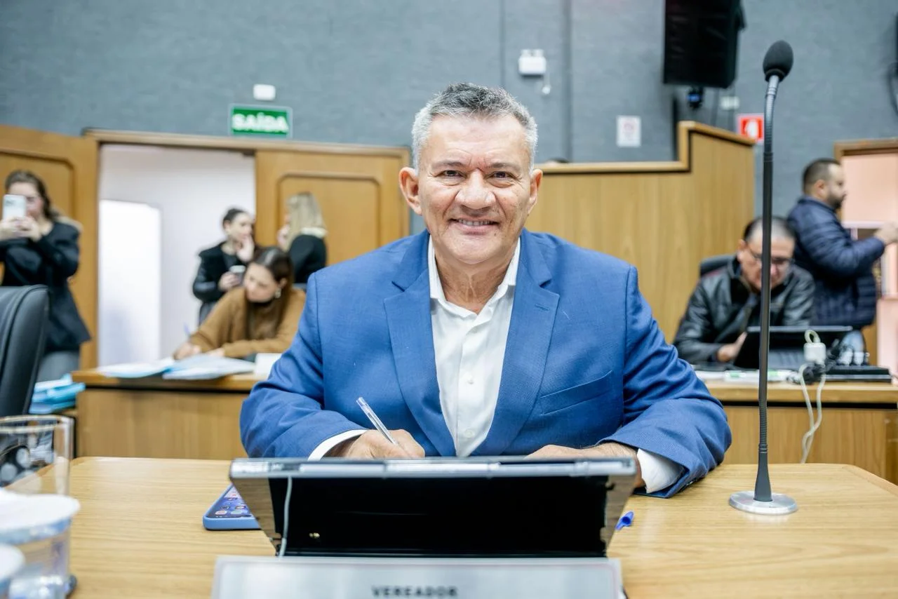 Tarcísio do Mercado solicita Centro de Fisioterapia e investimentos em esporte e na melhor idade