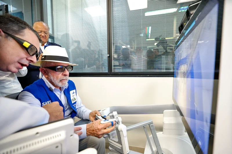 Medtronic e IRCAD América Latina renovam parceria de mais de uma década de inovação em capacitação médica no Brasil     A parceria prevê a disponibilização de tecnologias avançadas para procedimentos minimamente invasivos, incluindo o sistema de cirurgia
